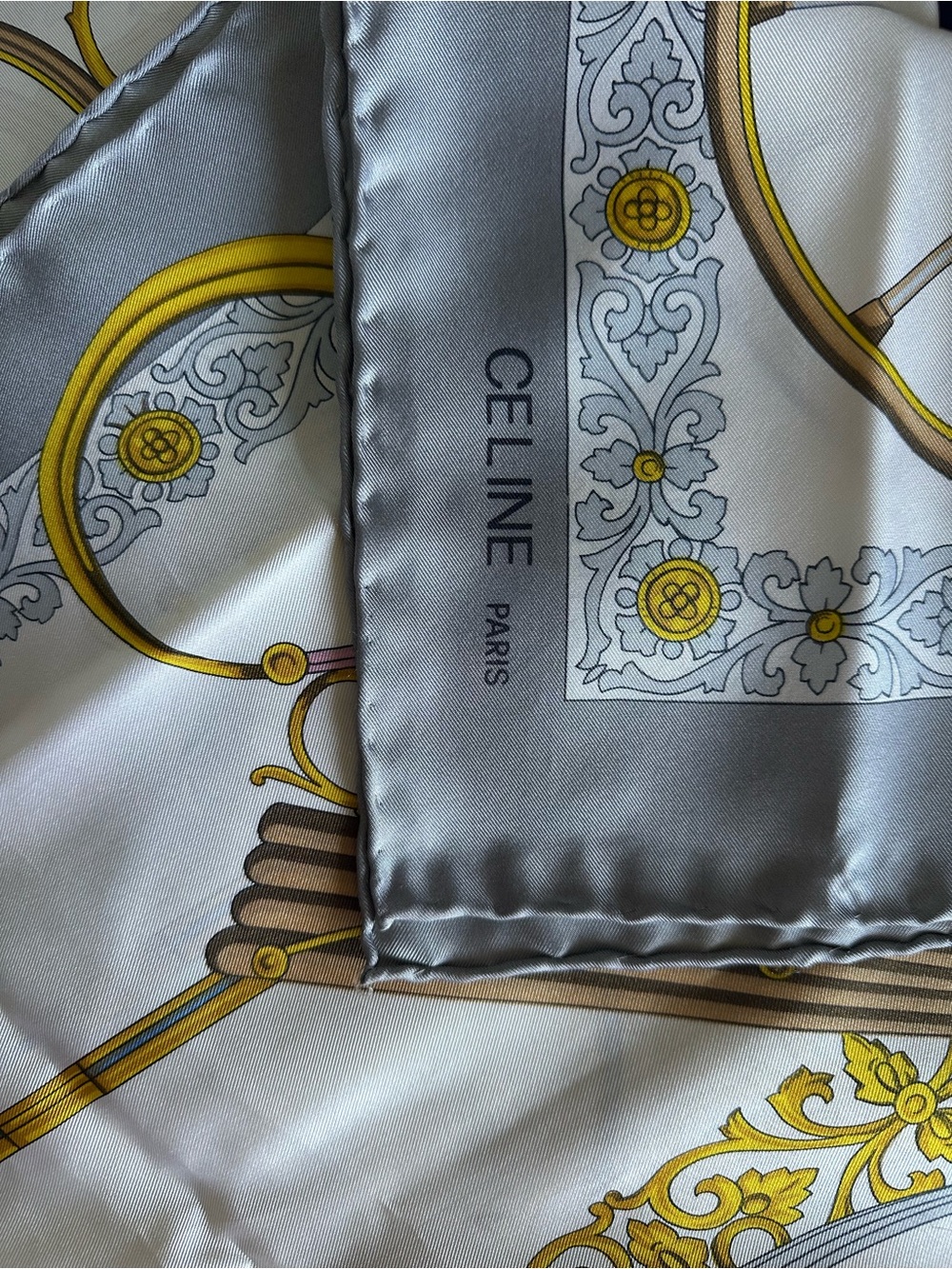 Vintage Celine Paris 100% Silk Scarf 33x34 Equestrian Carriage Wheel Print Italy - Picture 10 of 10